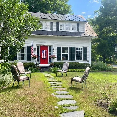 Artful Lodging & Retreats Montpelier Exterior photo