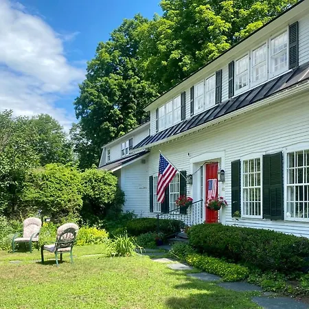 Artful Lodging & Retreats Montpelier Exterior photo
